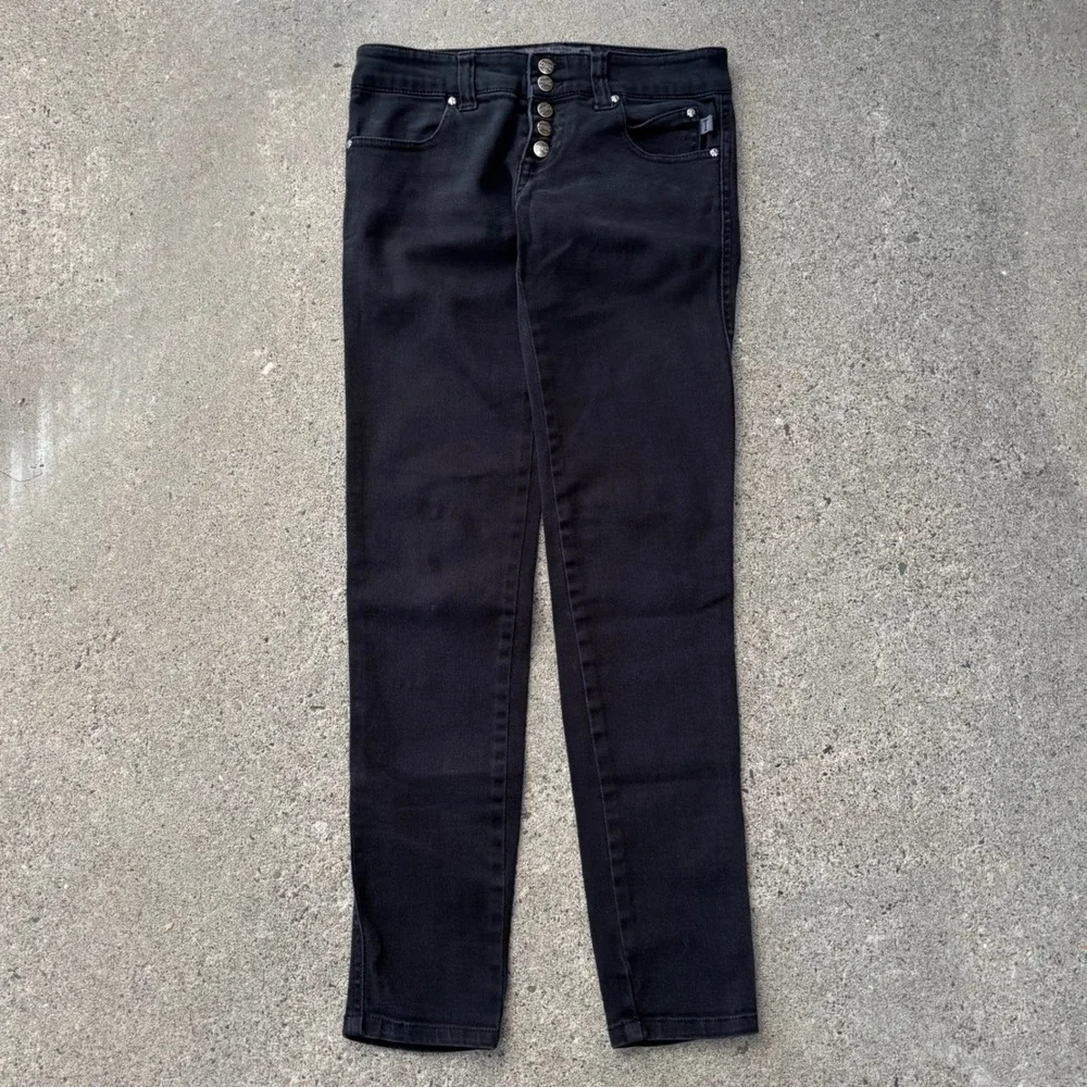 Tripp Nyc Black Skull Button Fly Alternative Skinny Tapered Women's Jeans Size 1 - Picture 1 of 3